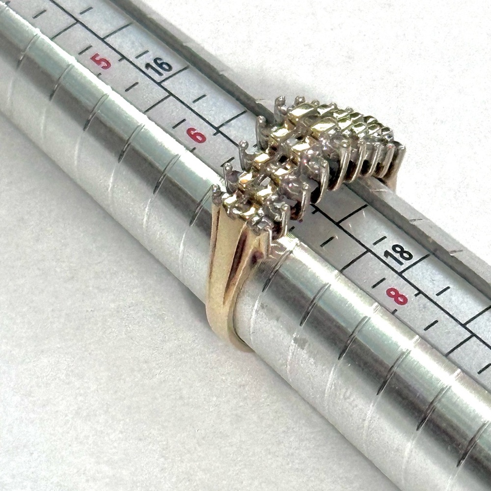 Womens Size 7 10k Yellow Gold 1/4 Carat TW Diamond Ring - Picture 3 of 12